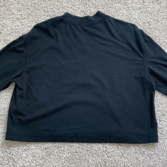 Nike • Black Long Sleeve Mock Neck Gold Embroidered Chains - Picture 8 of 13